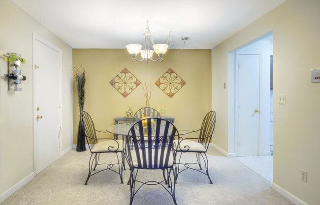 Photo - Waterford Village