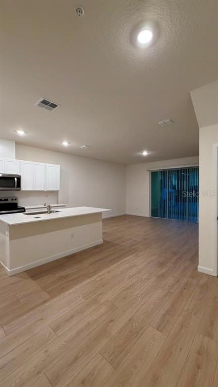 Photo - 3396 Chroma St