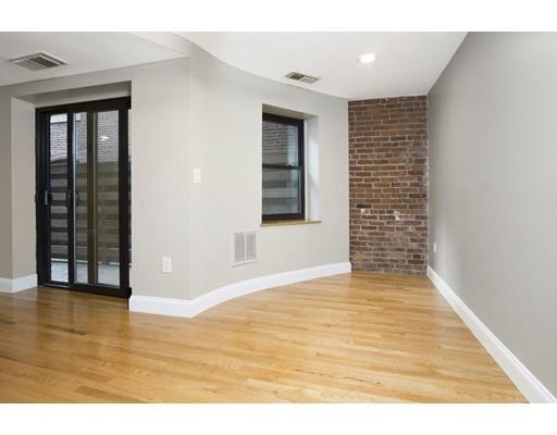 Photo - 95 Gainsborough St Unidad 007