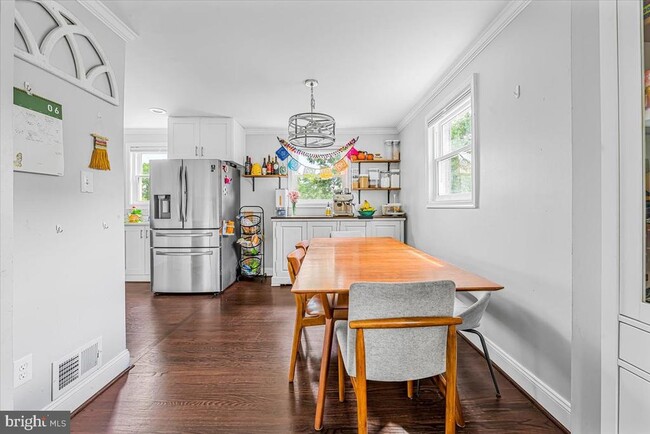 Photo - 4610 Coachway Dr