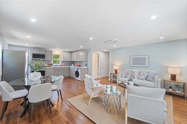 Photo - 7 Laneway Ct