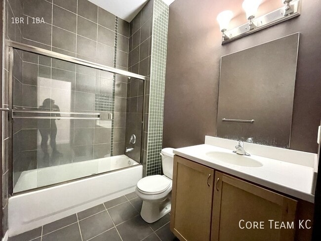 Photo - 2911 Cherry St Unit 607