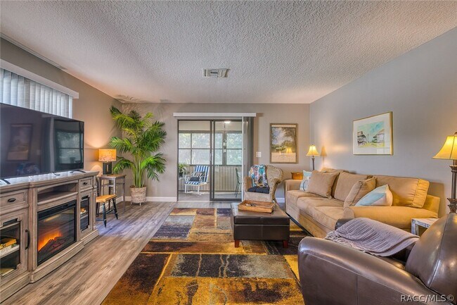 Photo - 23 Dogwood Dr