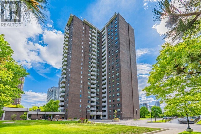 Photo - 5 Old Sheppard Ave Unit 204