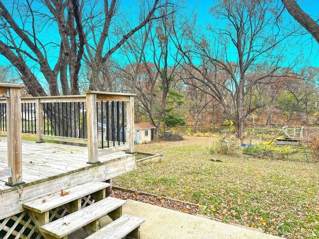 Photo - 3 Plus BR Sparkling Lakeshore Home with Two Kitchens, Fireplace, Huge Deck and is Pet Friendly!