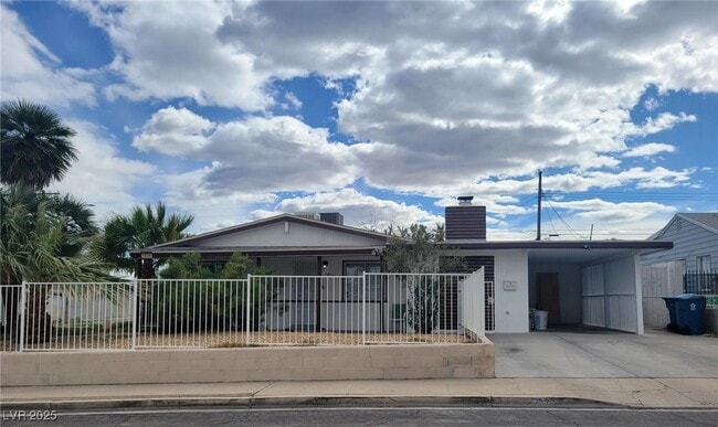 Photo - 1828 Hassett Ave Casa