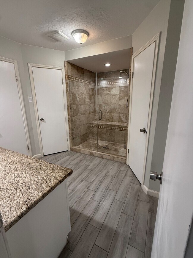 Photo - 4514 Wee Laddie Ln