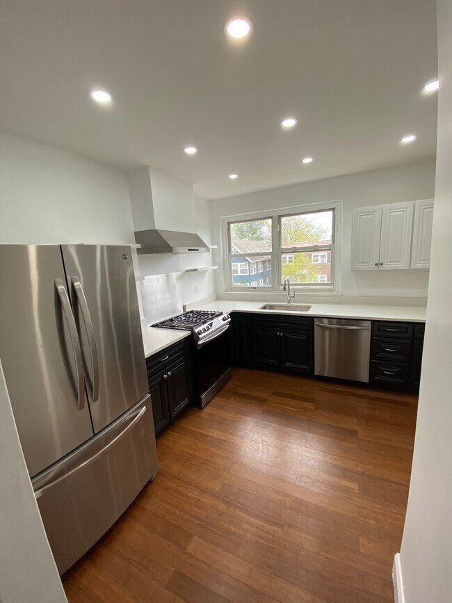 Photo - 15 Winthrop Pl Unit 2