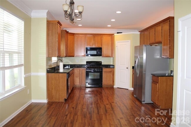 Photo - 16119 Raptor Ct