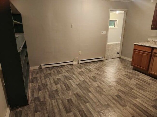 Photo - 2900 Broad Ave Unit Rear