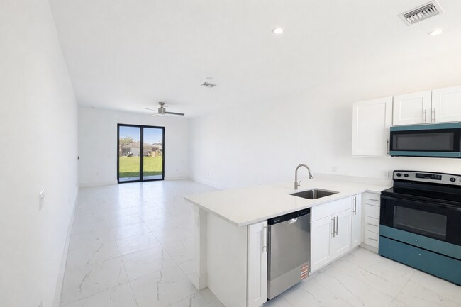 Photo - 1125-1127 Homer Ave S Unit 1125