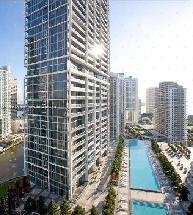 Building Photo - 495 Brickell Ave Unit 2902