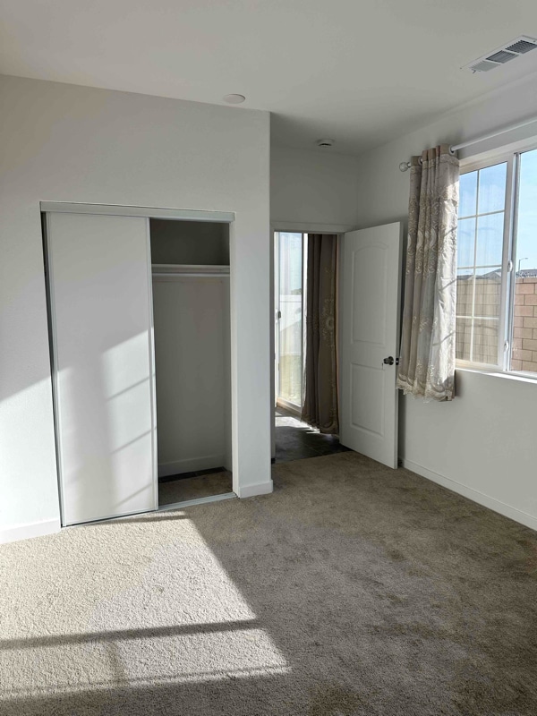 Photo - 2769 Lake Mendoza St