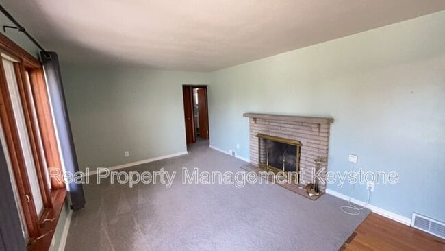 Photo - 532 Charlotte Dr