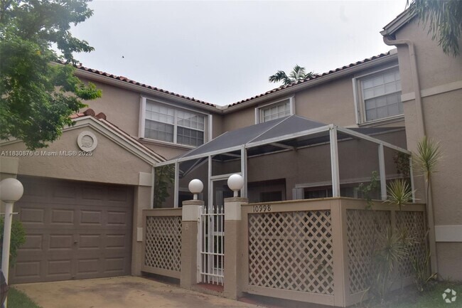 Building Photo - 10998 Mainsail Dr Rental