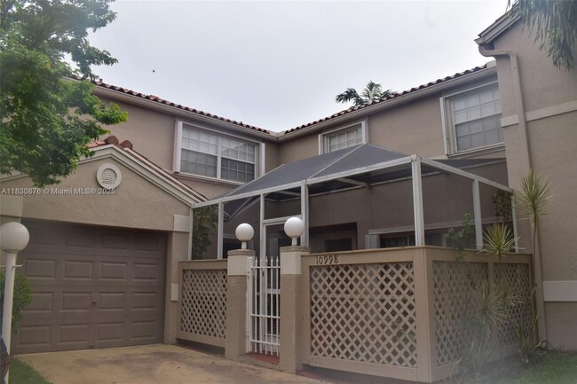 Building Photo - 10998 Mainsail Dr Rental