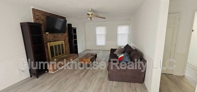 Photo - 438 Blue Rock Dr