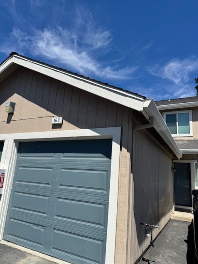 Building Photo - NOW LEASING !! THIS ONE WON'T LAST!! Unit 160 Tammy Cir Rental
