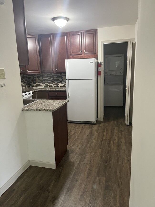 Photo - 3405 Sullivan Trl Unit #3405 2nd Floor