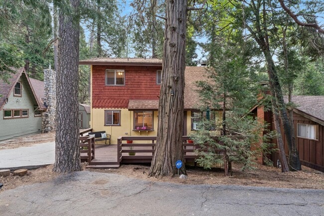 Photo - 922 Berne Dr