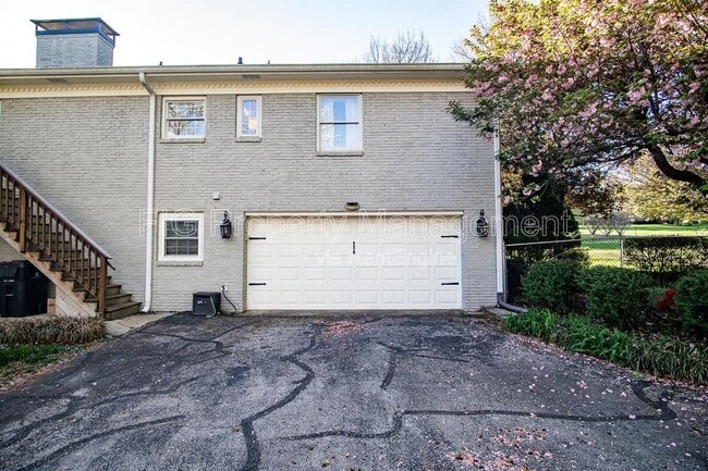 Photo - 7205 Canmore Ln NW