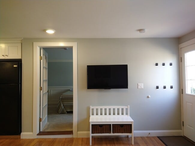 Photo - 75 Chapman Dr Unidad In-law Suite