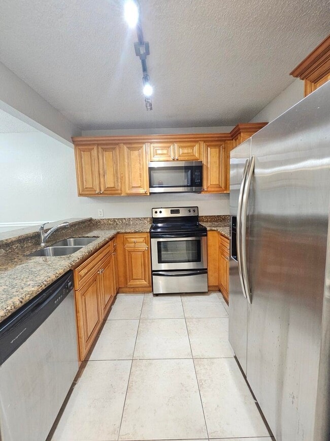 Photo - 1700 Windorah Way Unit A