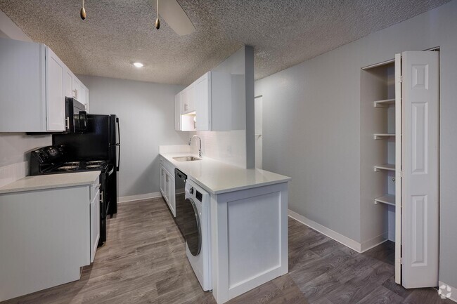 Reno with WD Combo - Reserve at Water Tower Village Rental
