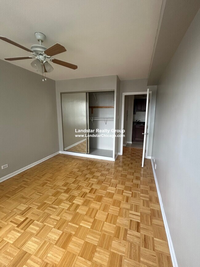 Building Photo - 4180 N Marine Dr Unit 1003