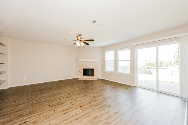 Photo - 2133 Pecan Creek Dr