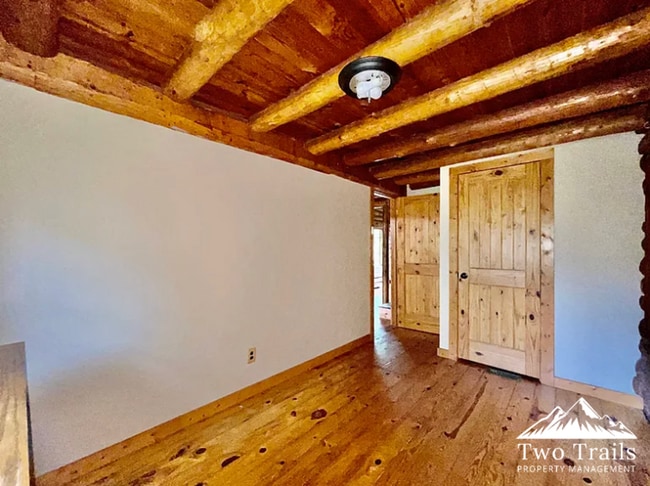 Photo - 3 BED/2 BATH CABIN NEAR OSCEOLA LAKE