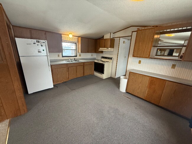 Photo - 7 Commerce St