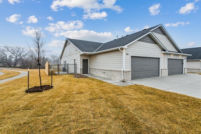 Photo - 917 S Logan St Unit 917