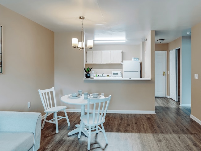 Welcome to Eagle Grove Apartments - Eagle Grove Apartments