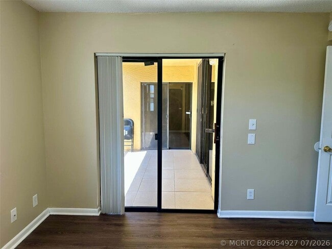 Photo - 5701 Riverside Dr Unit 205B6