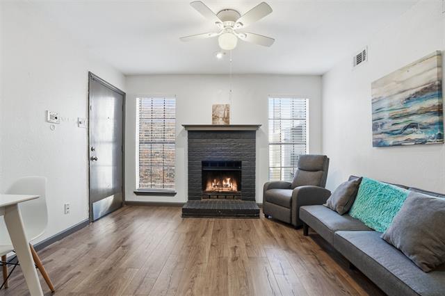 Building Photo - 9520 Royal Ln Unit 207