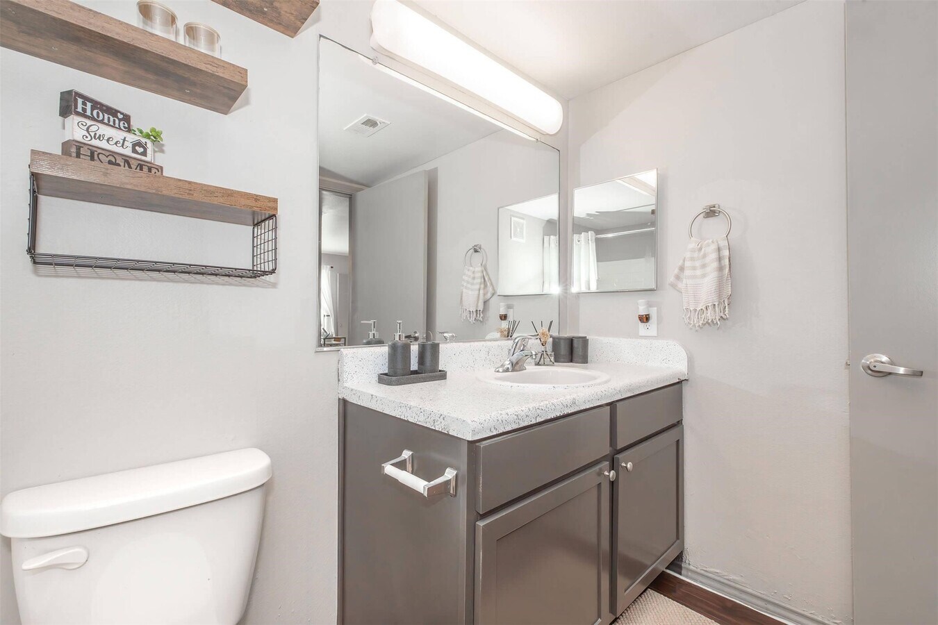 Photo - 1088 Park Plaza Dr Unit B2