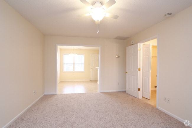 2BR, 2.5BA - 1050 SF- Living Area