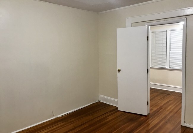 Photo - 285 Bronx Ave Unit 2