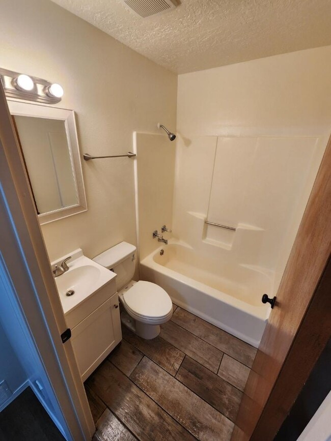 Photo - 1715 Siri Dharma Ct