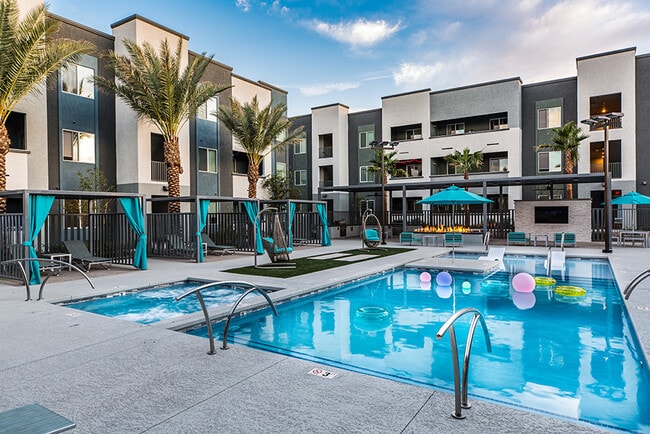 ARISTA APARTMENT HOMES