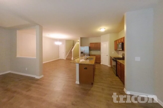 Photo - 3272 Lowland Dr