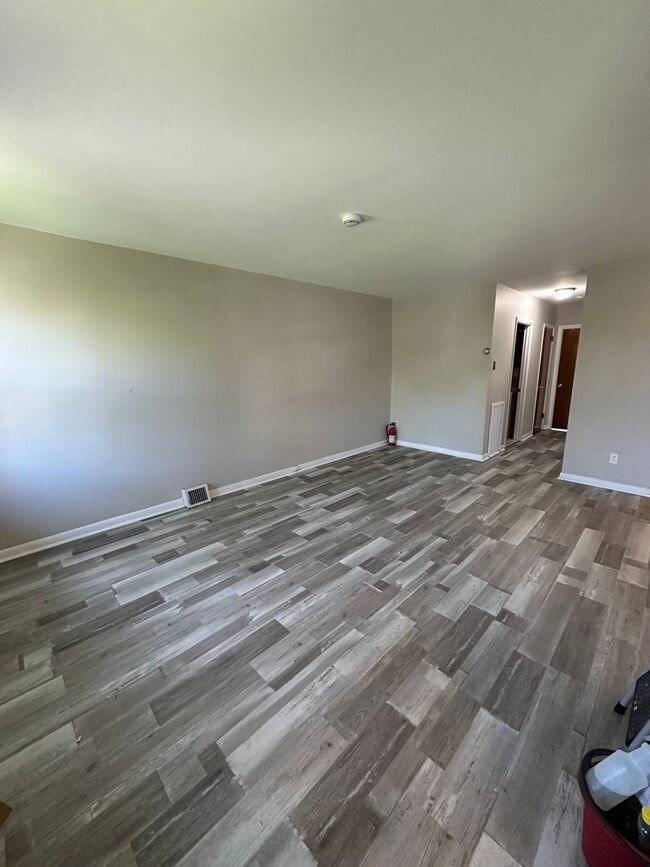 Building Photo - 356 Beverly Blvd Unit 1st Floor