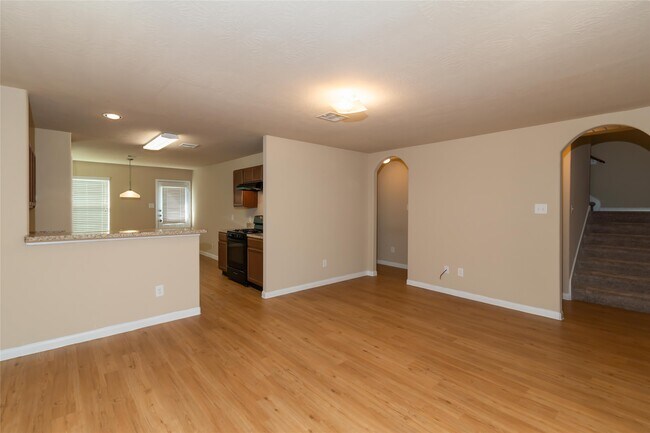 2421 W Werrington Way