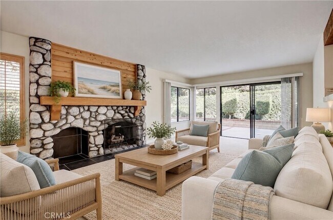 2936 Calle Frontera