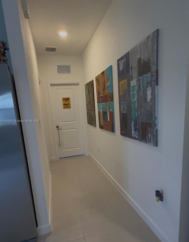 Photo - 2415 SE 23rd Rd