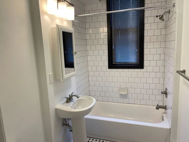 Photo - 202-204 E Hanover St Unit 4G