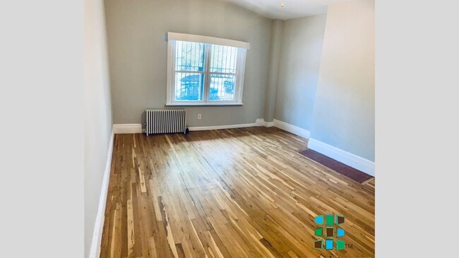 Front Bedroom - 131 Hall Street Unit Apt1