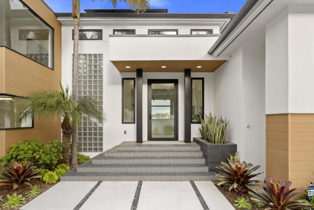 Building Photo - 318 S Nardo Ave Rental