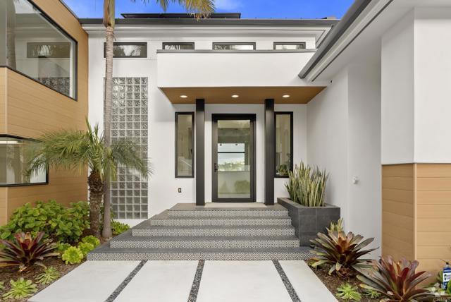 Building Photo - 318 S Nardo Ave Rental